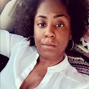 Meet your Posher, Frances